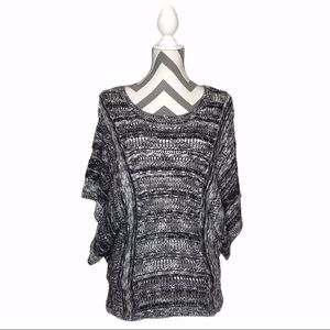New Directions-Blk & White Sweater-Dolman Sleeves-EUC-Med.